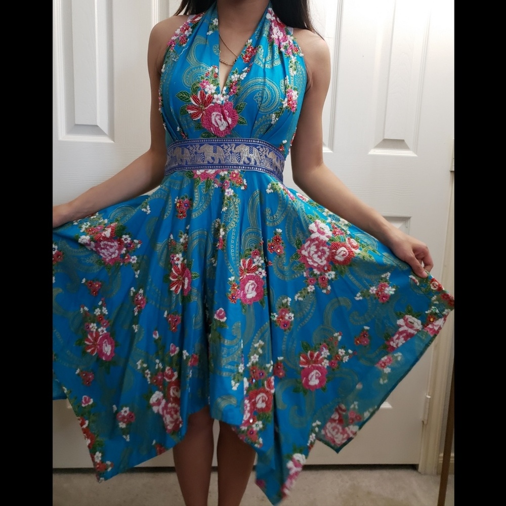 Womens Sz L Halter Floral Beaded Dress